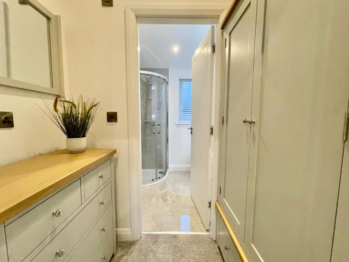 Thirlmere 4 Luxury At White Cross Bay Windermere