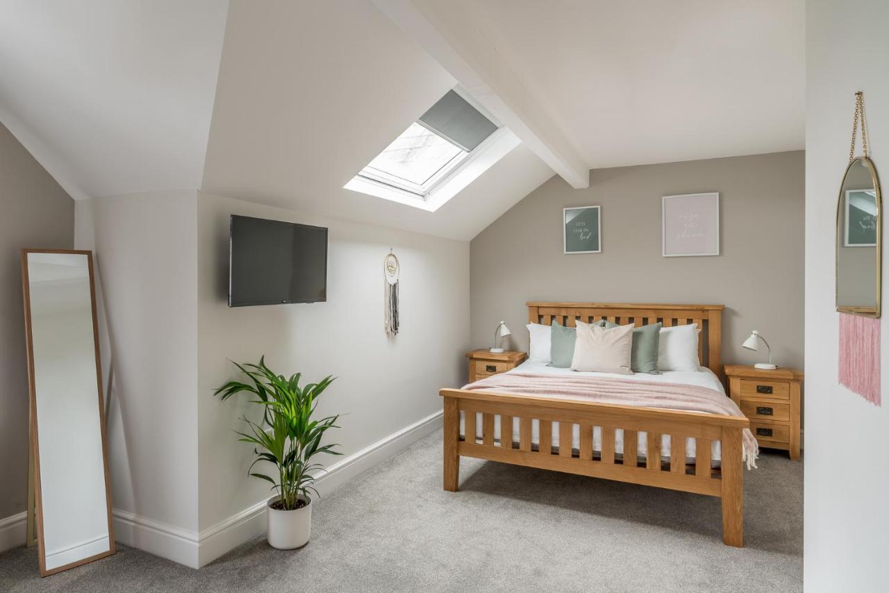 Tudor House-windermere Centre Apartment