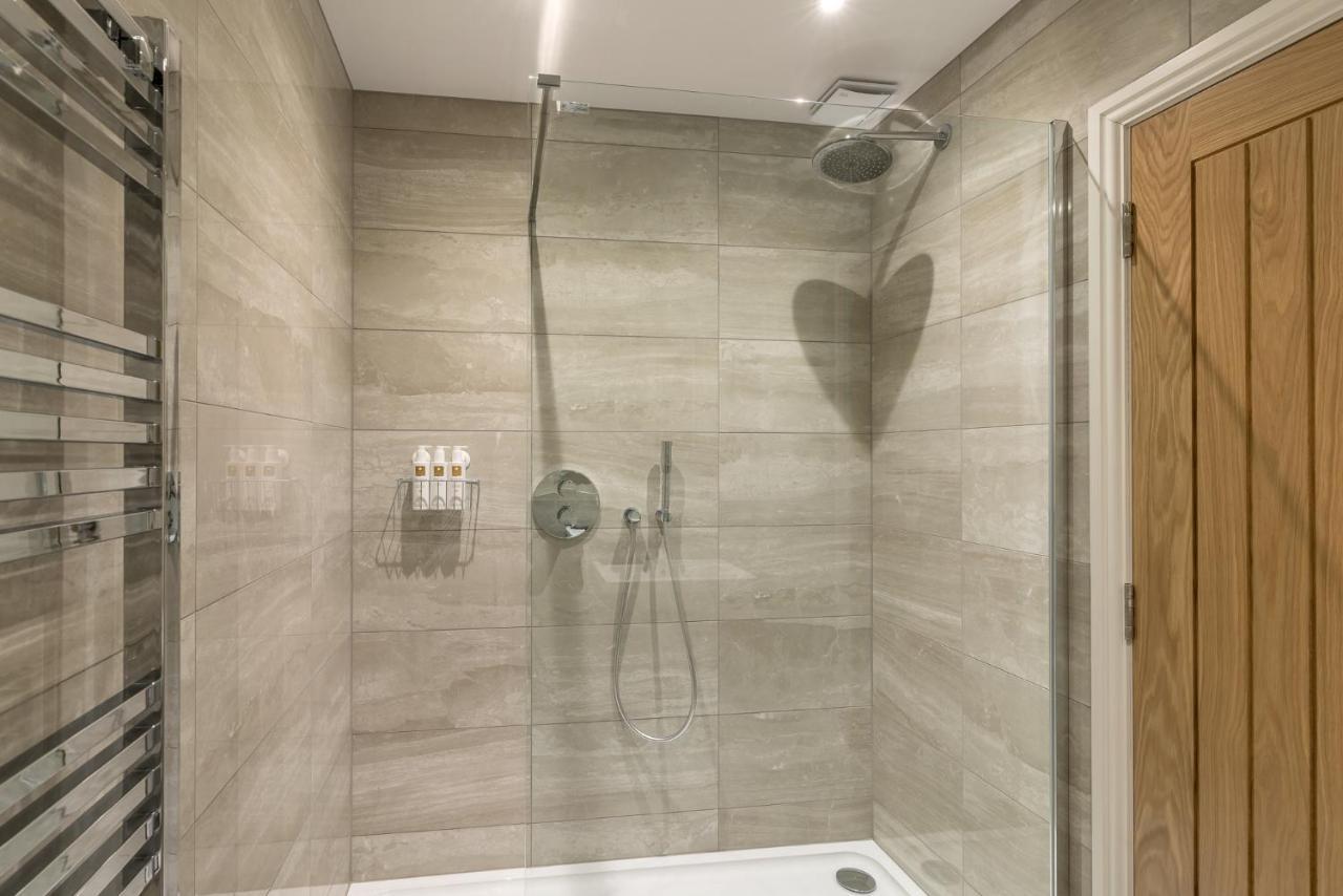 Tudor House-windermere Centre Apartment