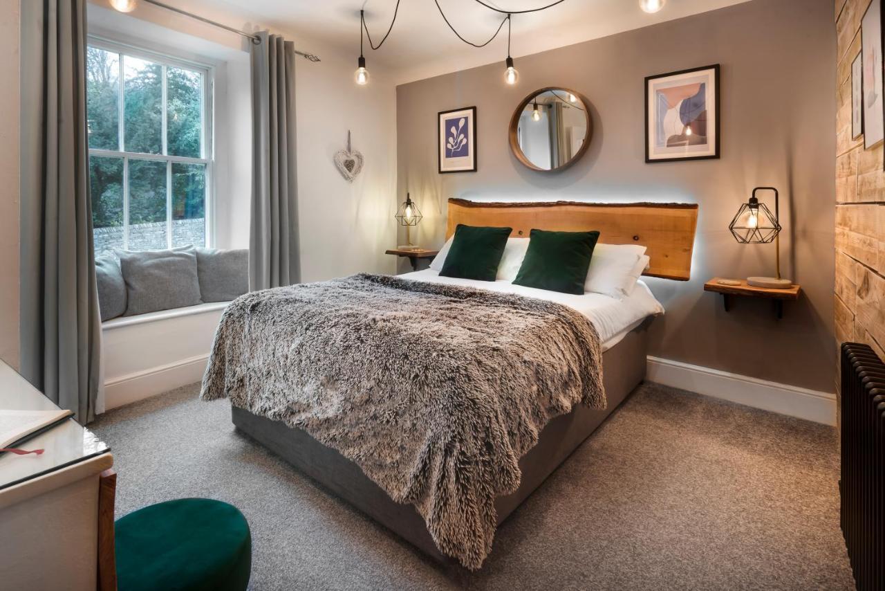 - District In Guest house