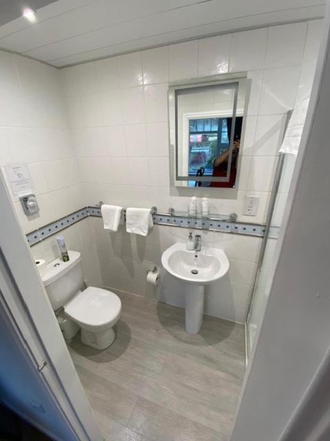 Meadowcroft 4*