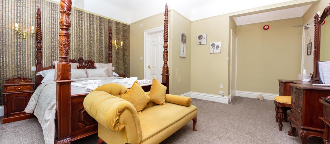 Guest house Beaumont - Free Off-site Health Club - Adults Only