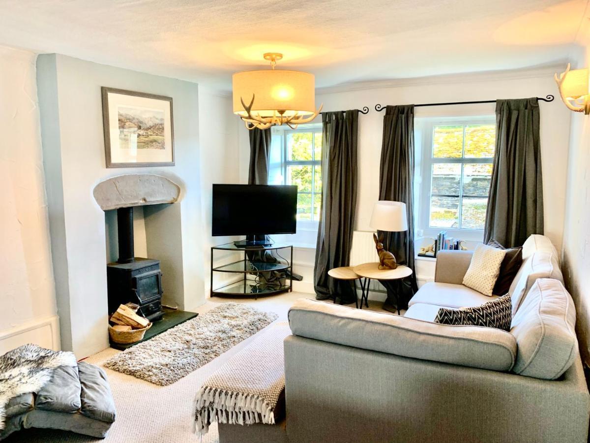 Quirky Cottage, Cosy Grade Ii Listed 2 Bed Troutbeck Bridge Apartment