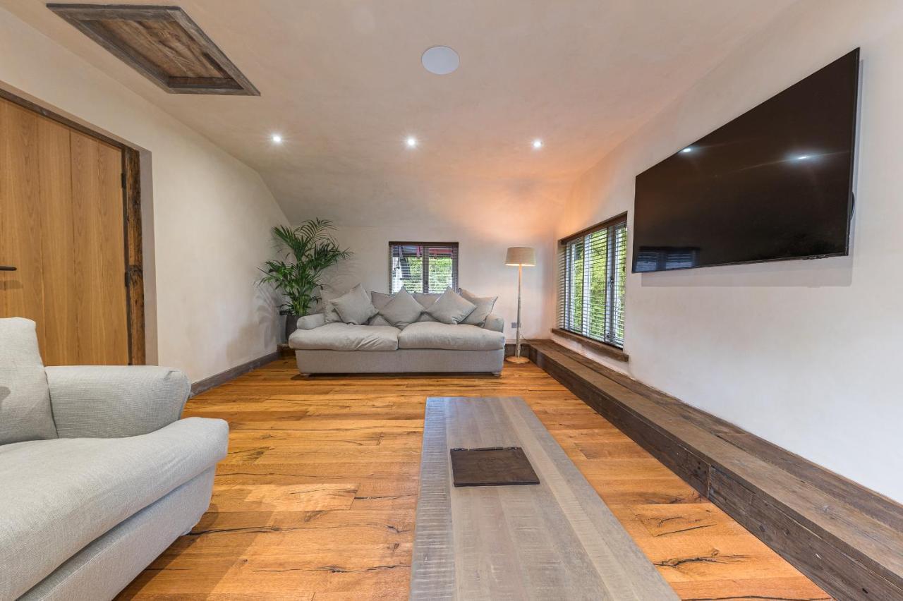 Quirky Retreats - The Coach House Holiday home Windermere