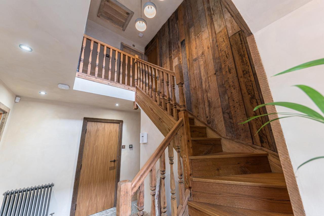 Quirky Retreats - The Coach House Holiday home Windermere