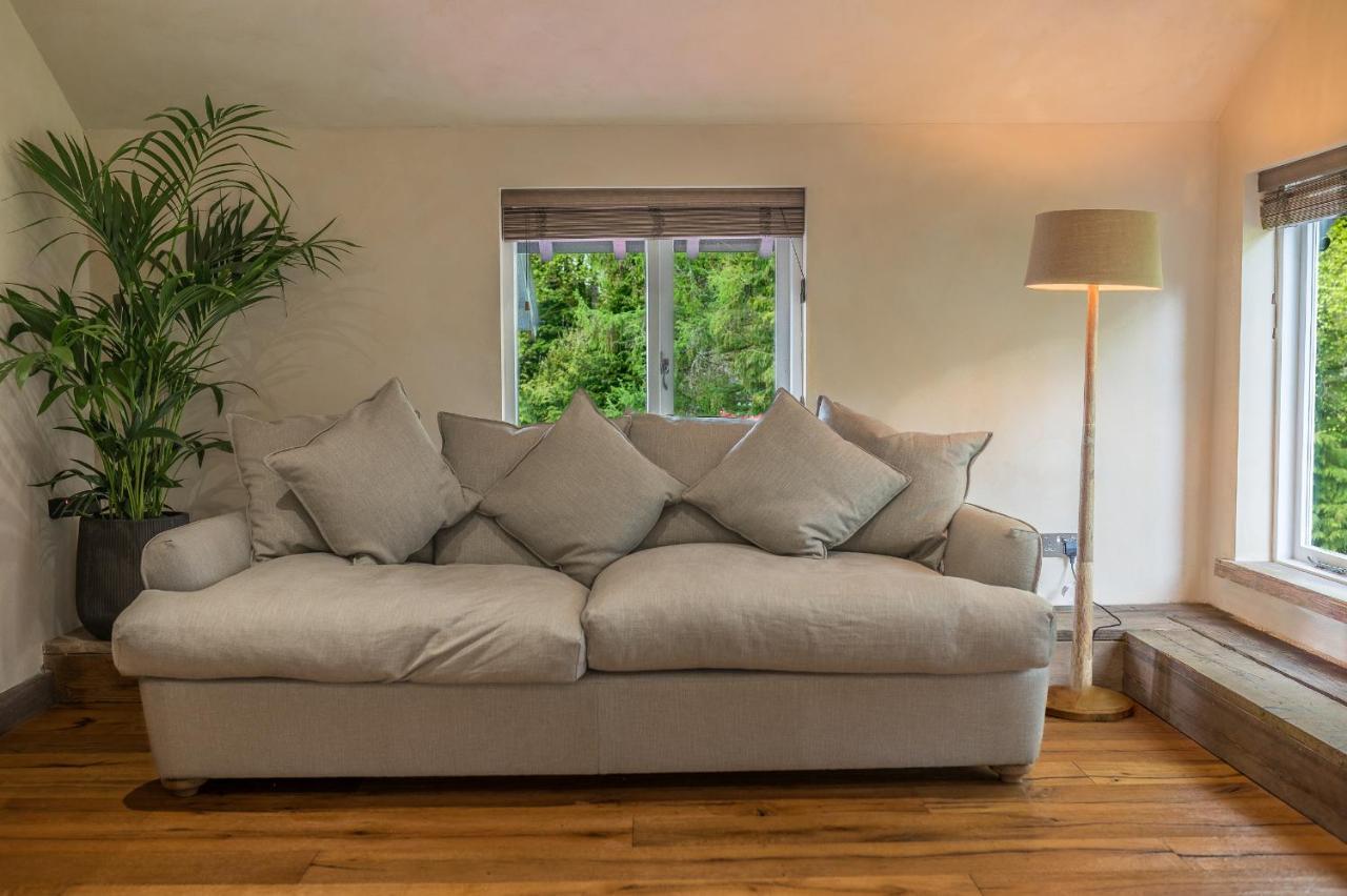 Quirky Retreats - The Coach House Holiday home *