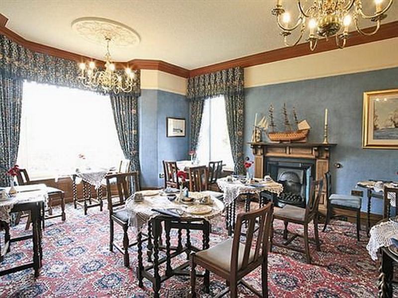 Newstead * Windermere