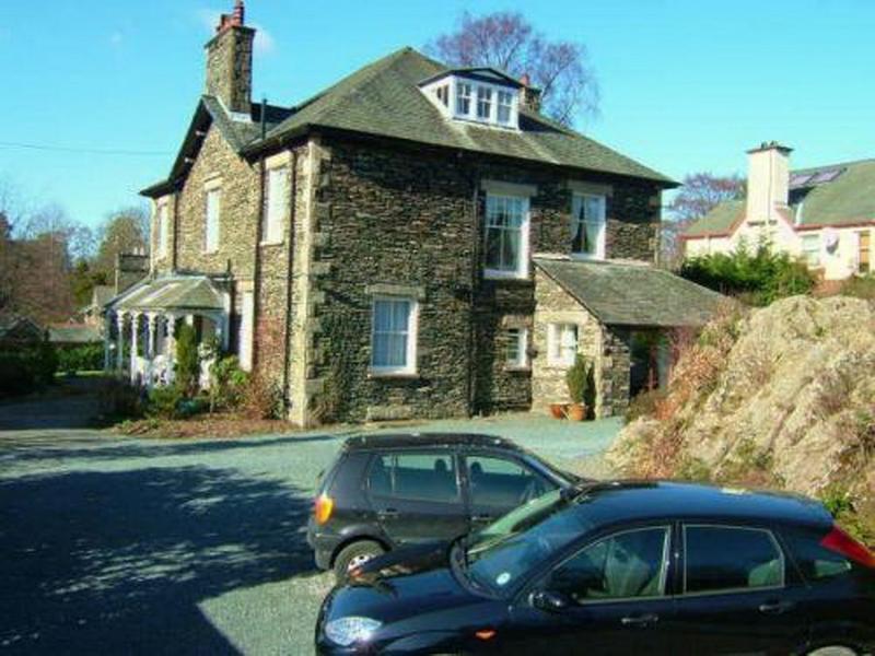 Newstead Apartment