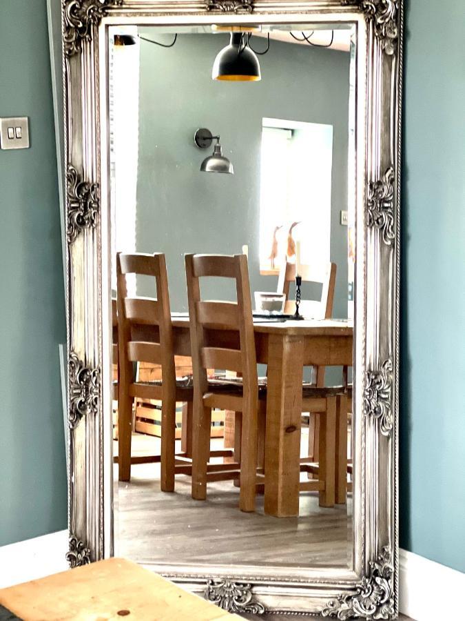 High Street Apartment *