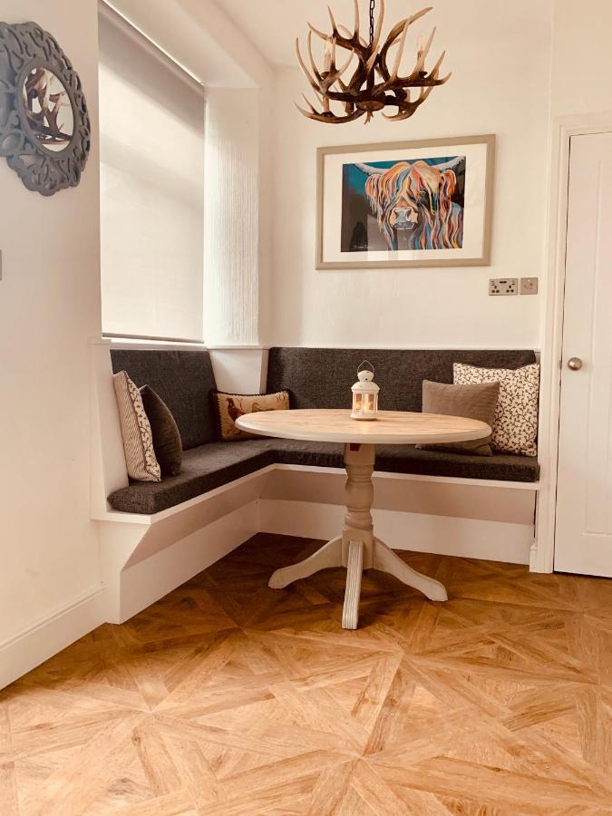Holiday home Woodland - Private Courtyard - Pet Friendly Retreat In The Heart Of Windermere