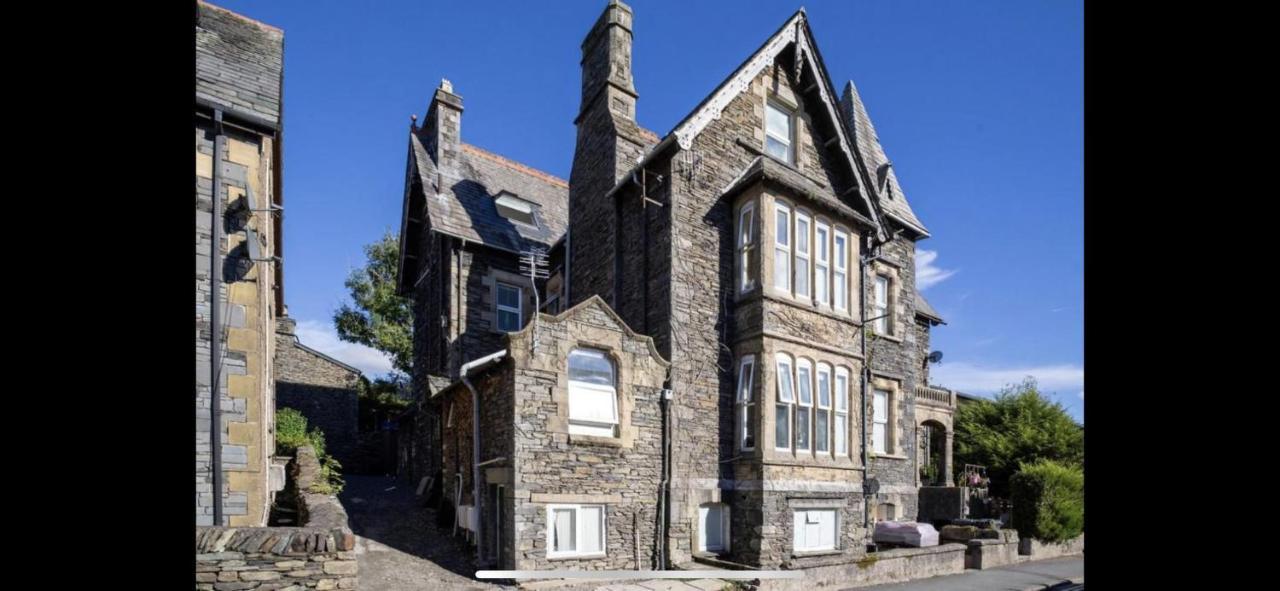 Apartment The Mews With Free Private Parking