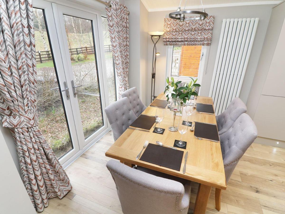 8 Waterside Wood Holiday home *