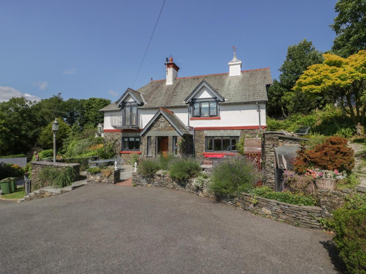 Storrs * Windermere