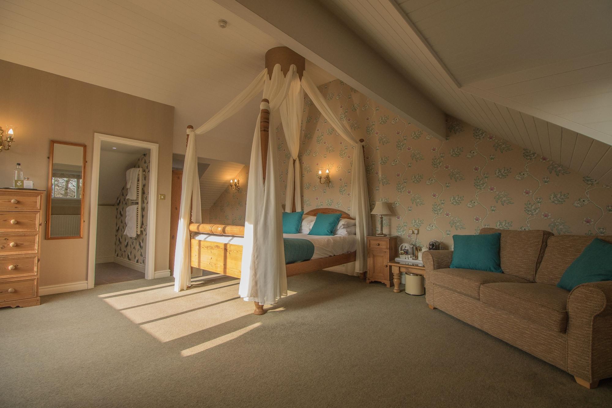 Cragwood Hotel