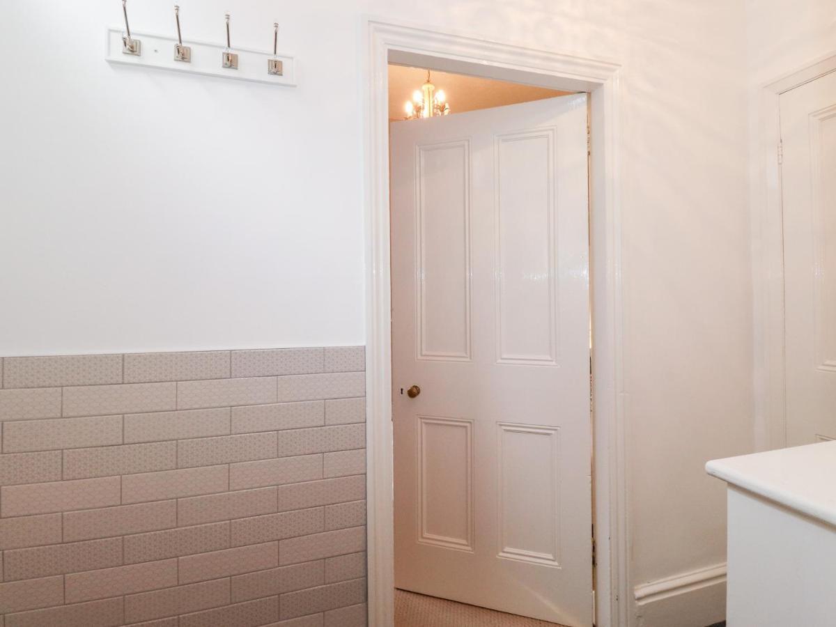 1a Biskey Howe Apartment