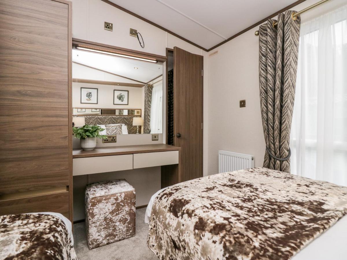 43 Pony Meadow * Windermere