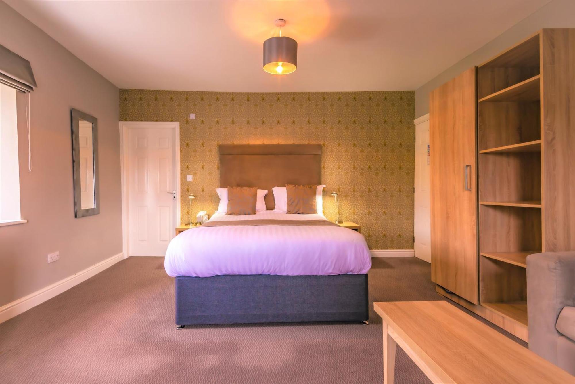 The Lamplighter Dining ~ 3*