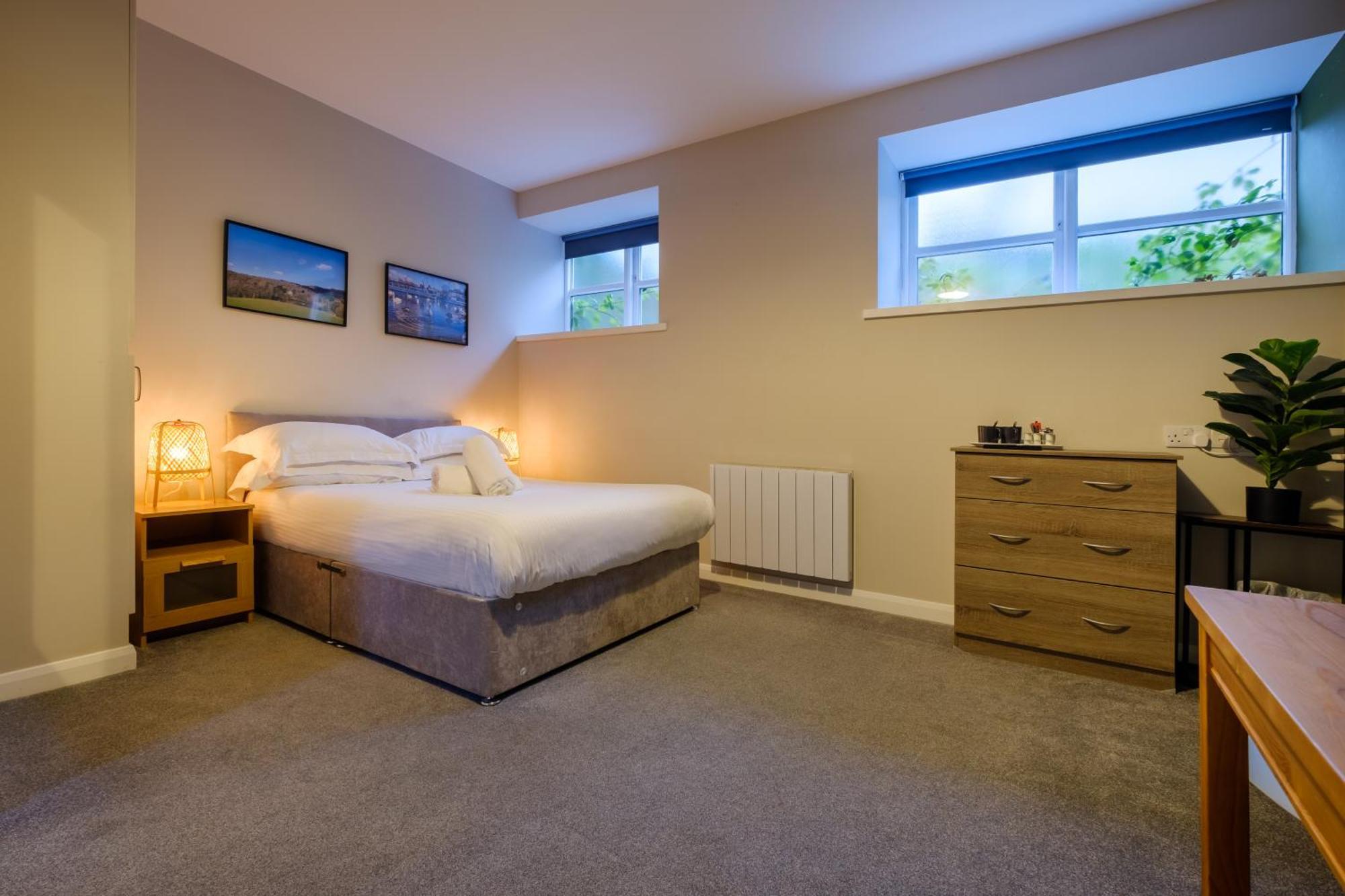 Station - Free Off-site Health Club Access With Pool, Sauna, Steam & Gym 3*