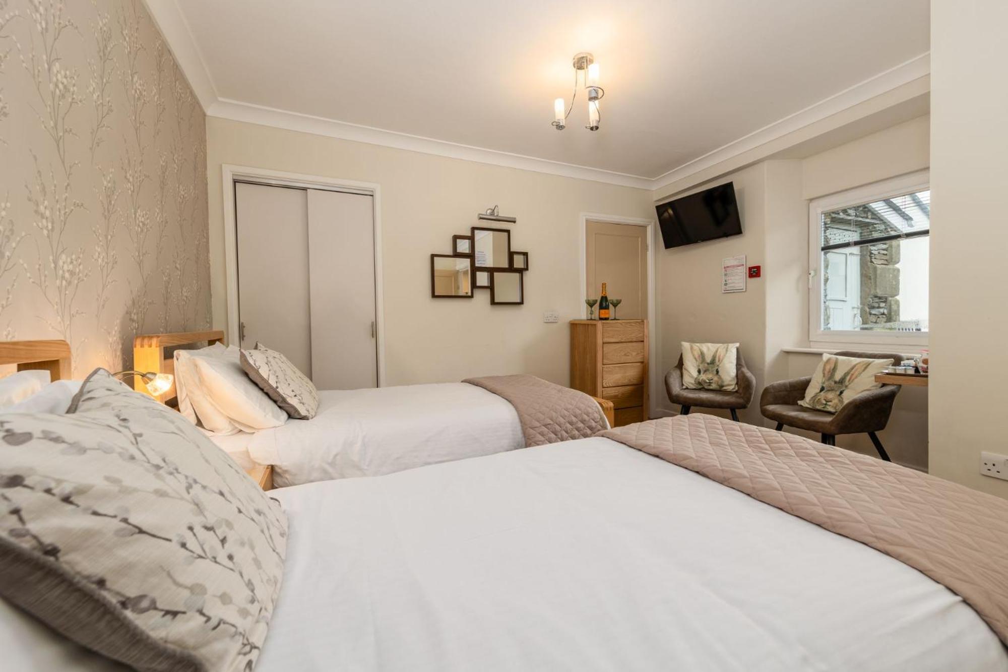 Thornbank House Offering Breakfast And With Free Off Site Health Club Guest house Windermere