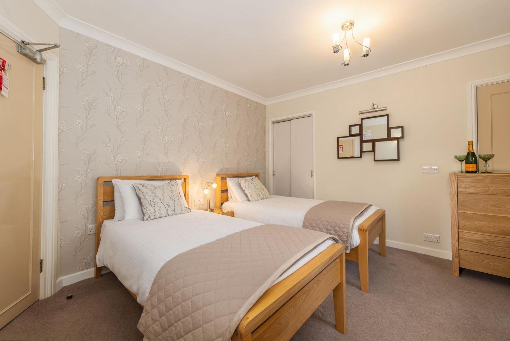 Thornbank House Offering Breakfast And With Free Off Site Health Club Guest house Windermere