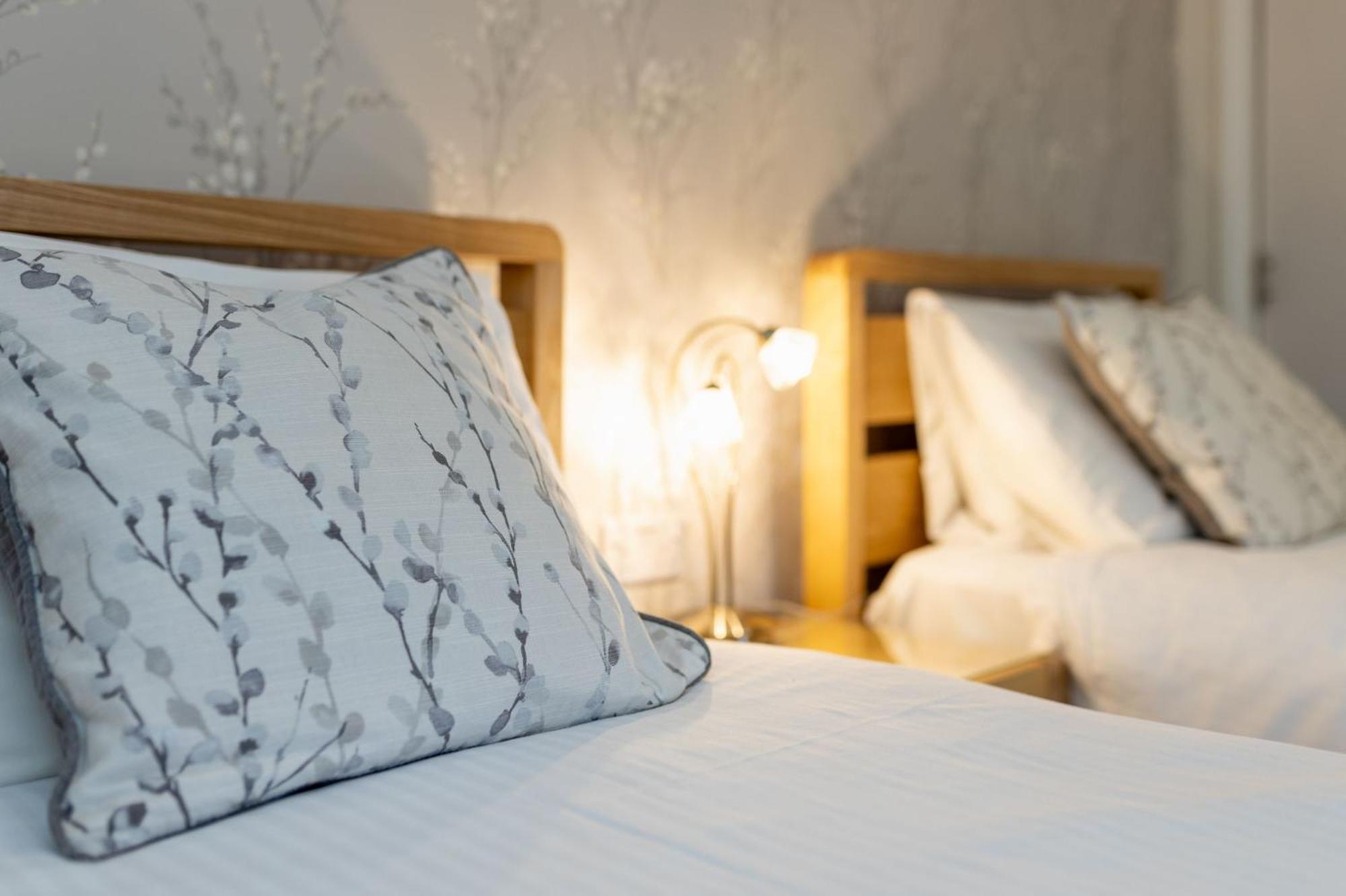 Thornbank House Offering Breakfast And With Free Off Site Health Club 4* Windermere
