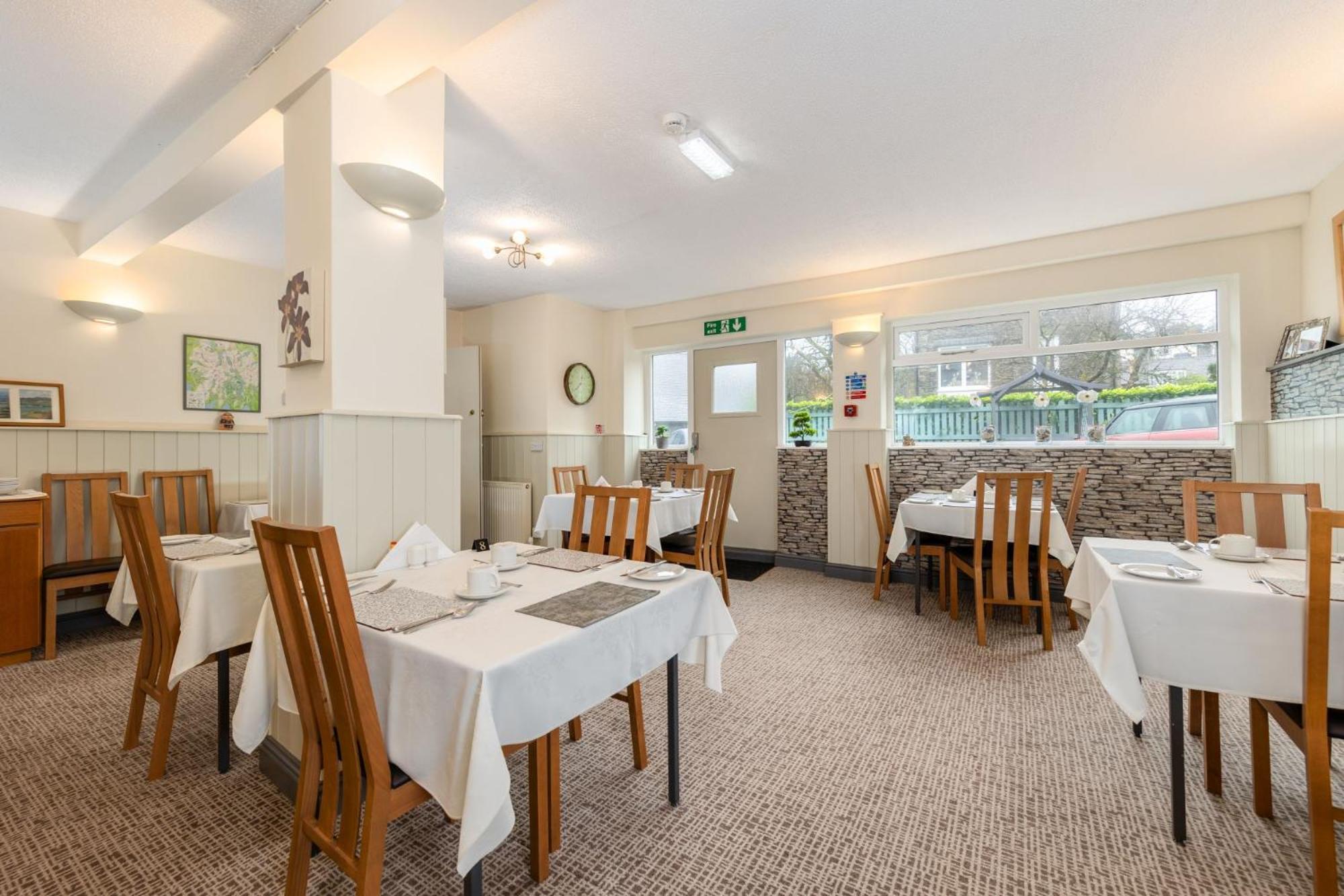 Thornbank House Offering Breakfast And With Free Off Site Health Club Guest house
