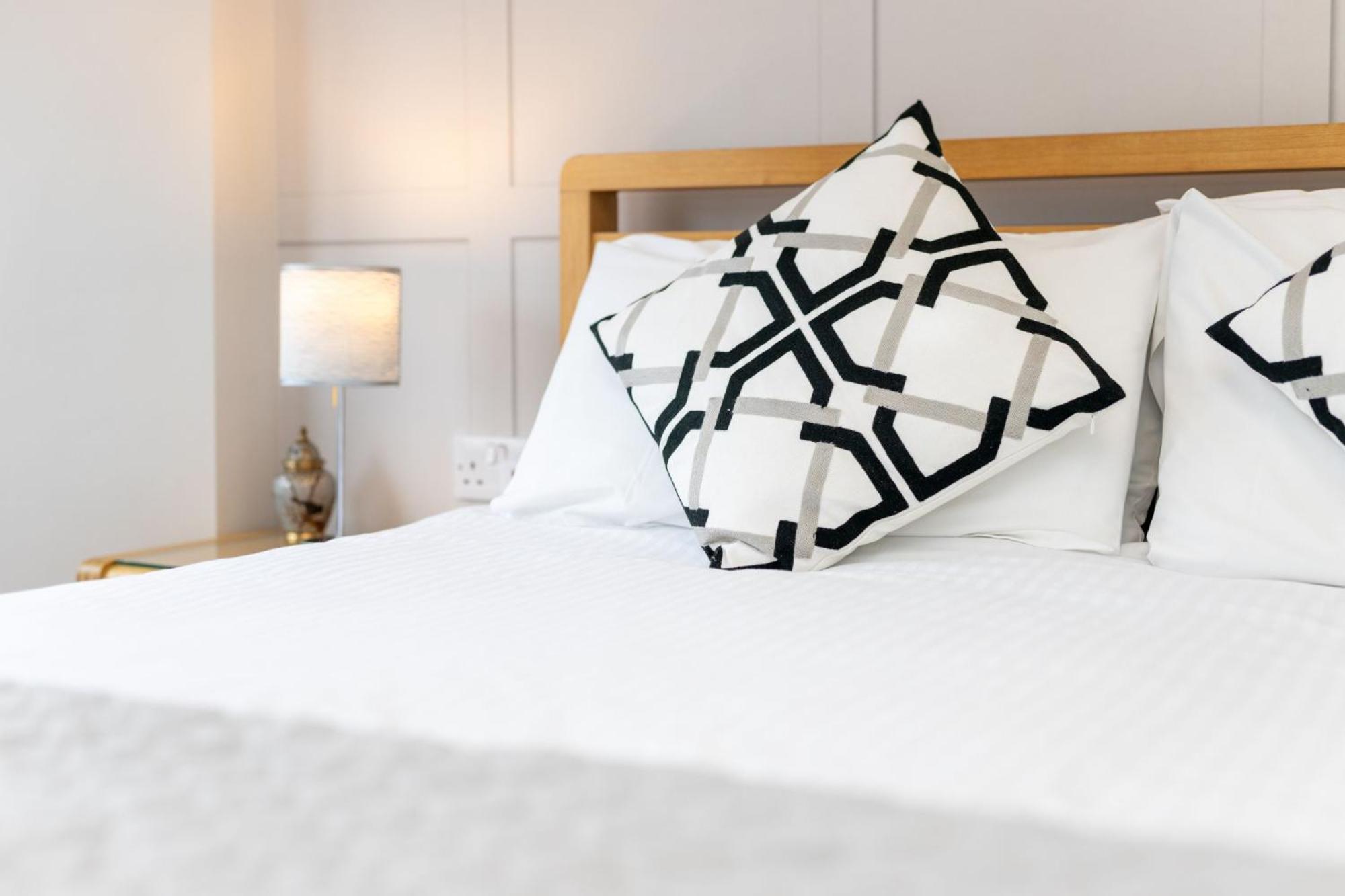 Thornbank House Offering Breakfast And With Free Off Site Health Club 4*