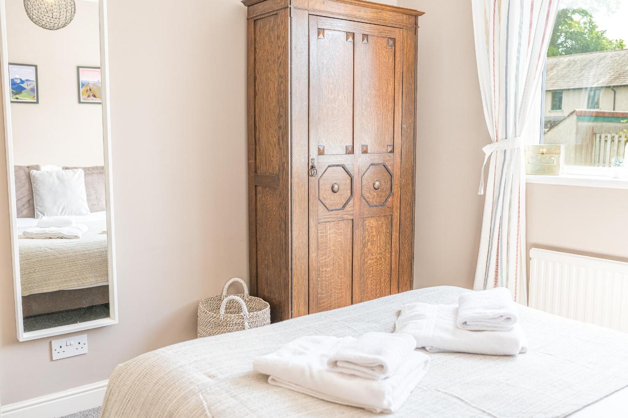 Apartamento Couples Getaway In Windermere, Ground Floor Flat With Parking Windermere