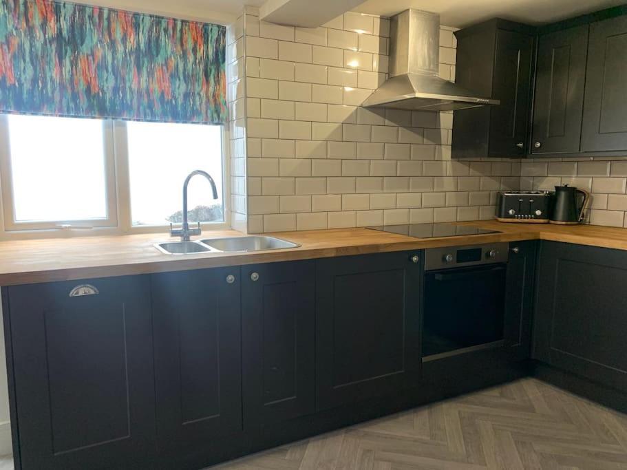 Rose Cottage, Centre, Access * Windermere