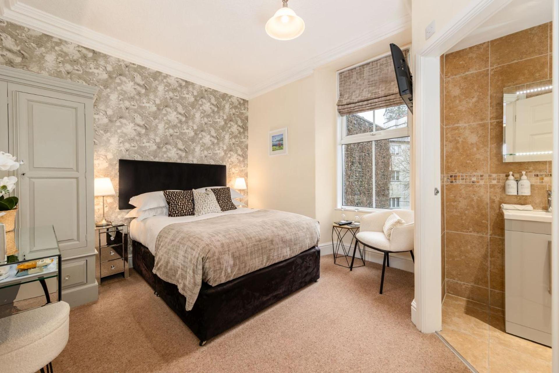 Guest house Wheatlands Lodge-windermere - Of The Year 2024 - Adult Only - Free Car Park 5*