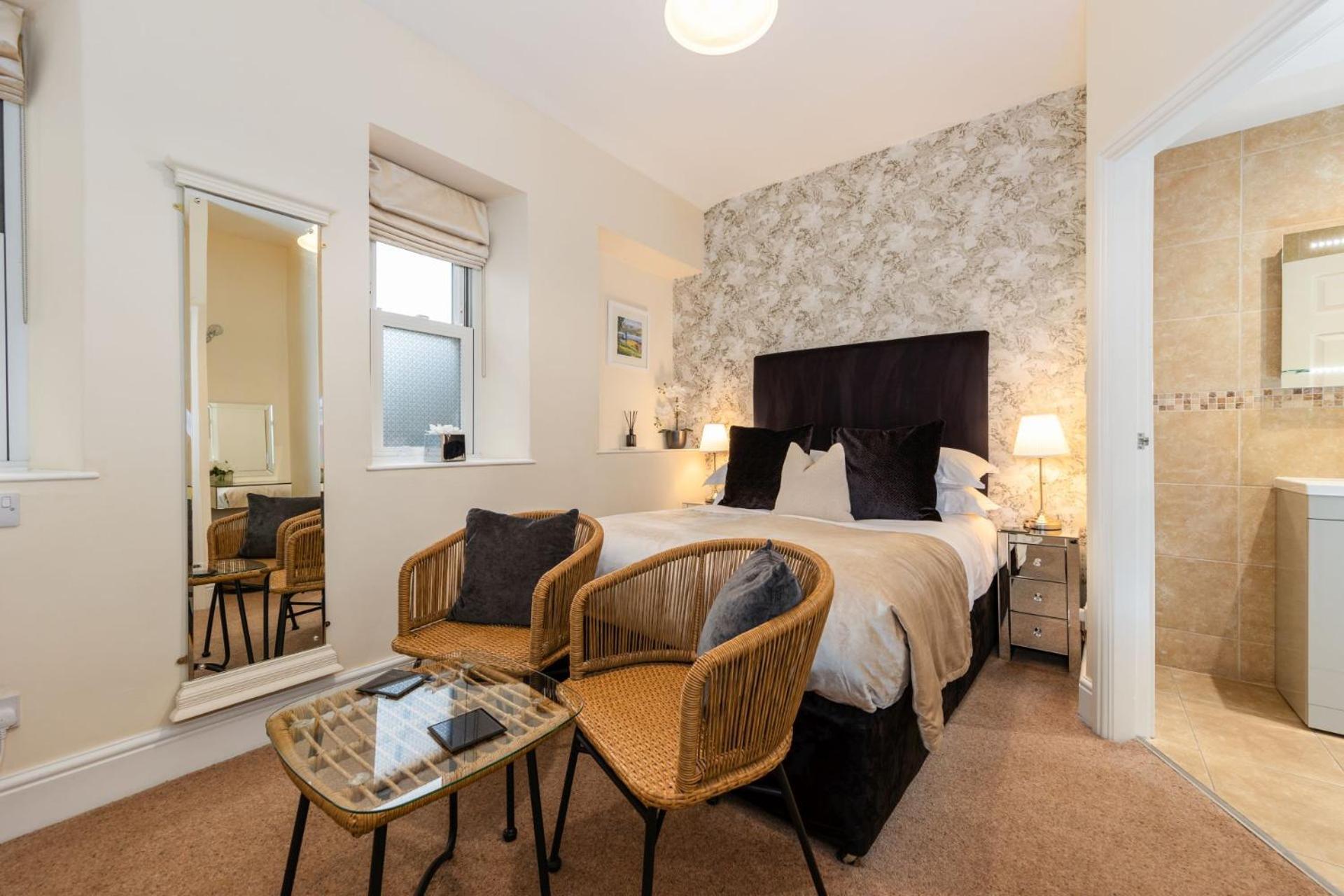 Guest house Wheatlands Lodge-windermere - Of The Year 2024 - Adult Only - Free Car Park Windermere
