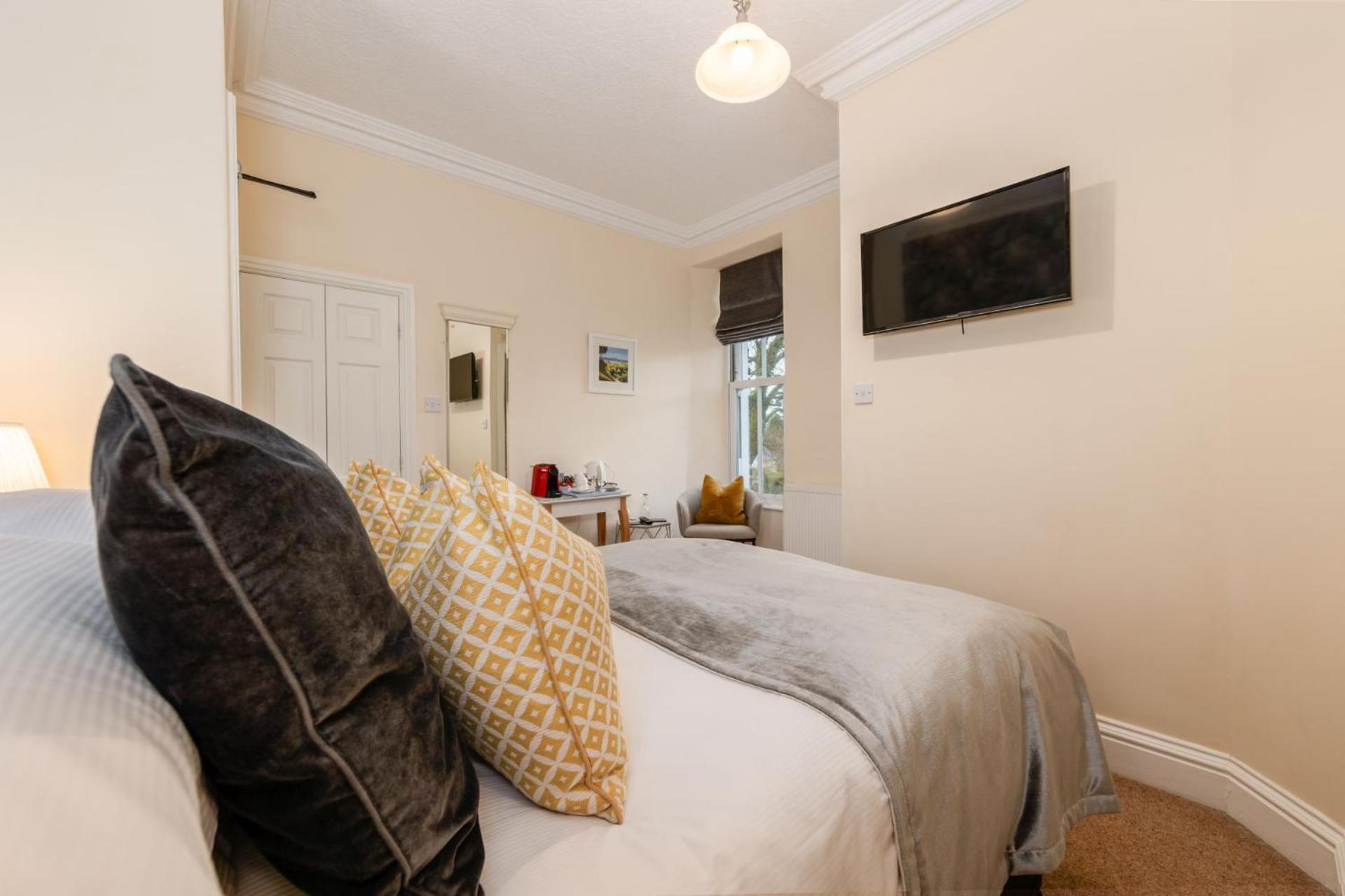 Wheatlands Lodge-windermere - Of The Year 2024 - Adult Only - Free Car Park Guest house Windermere