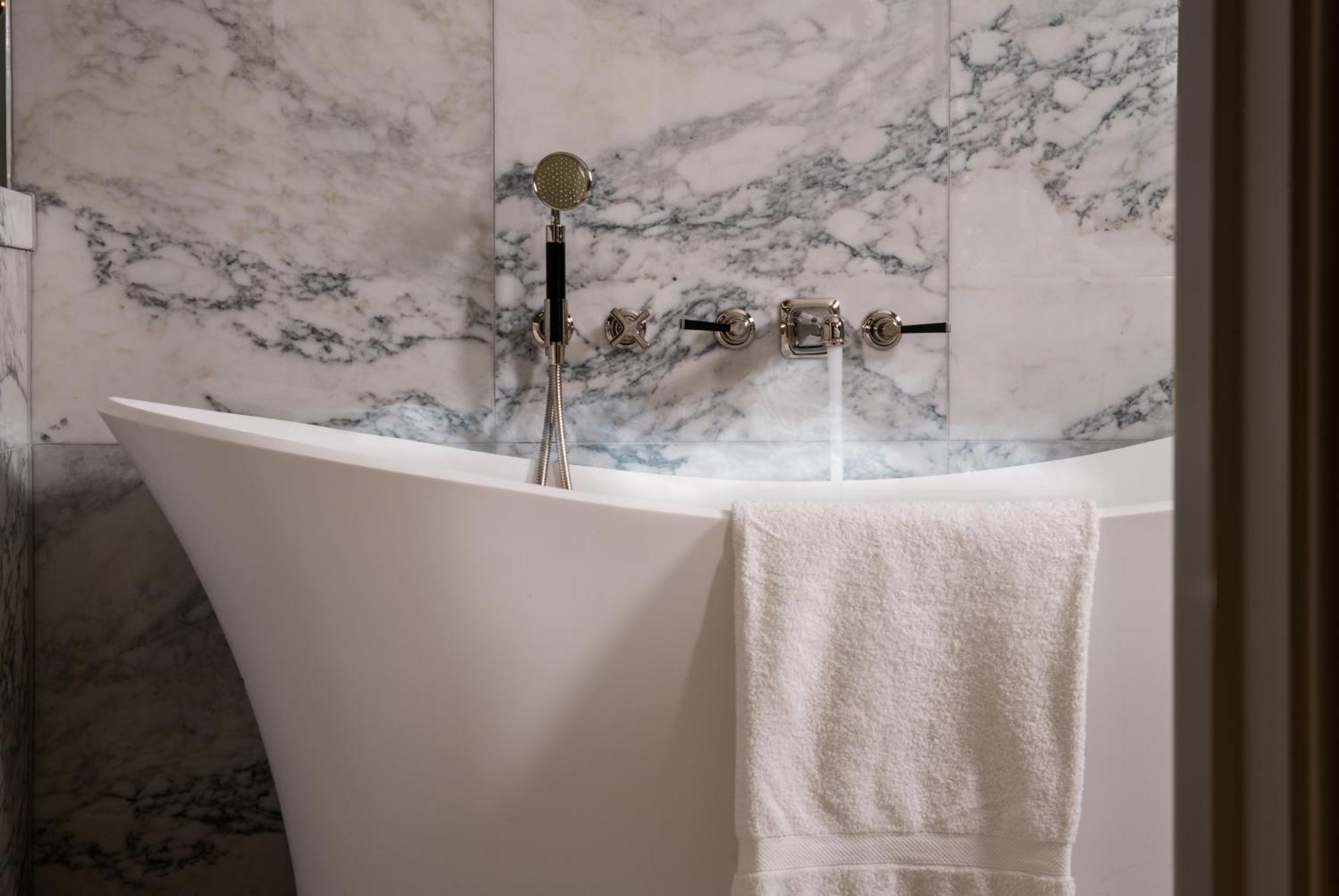 Hotel Langdale Chase 5*