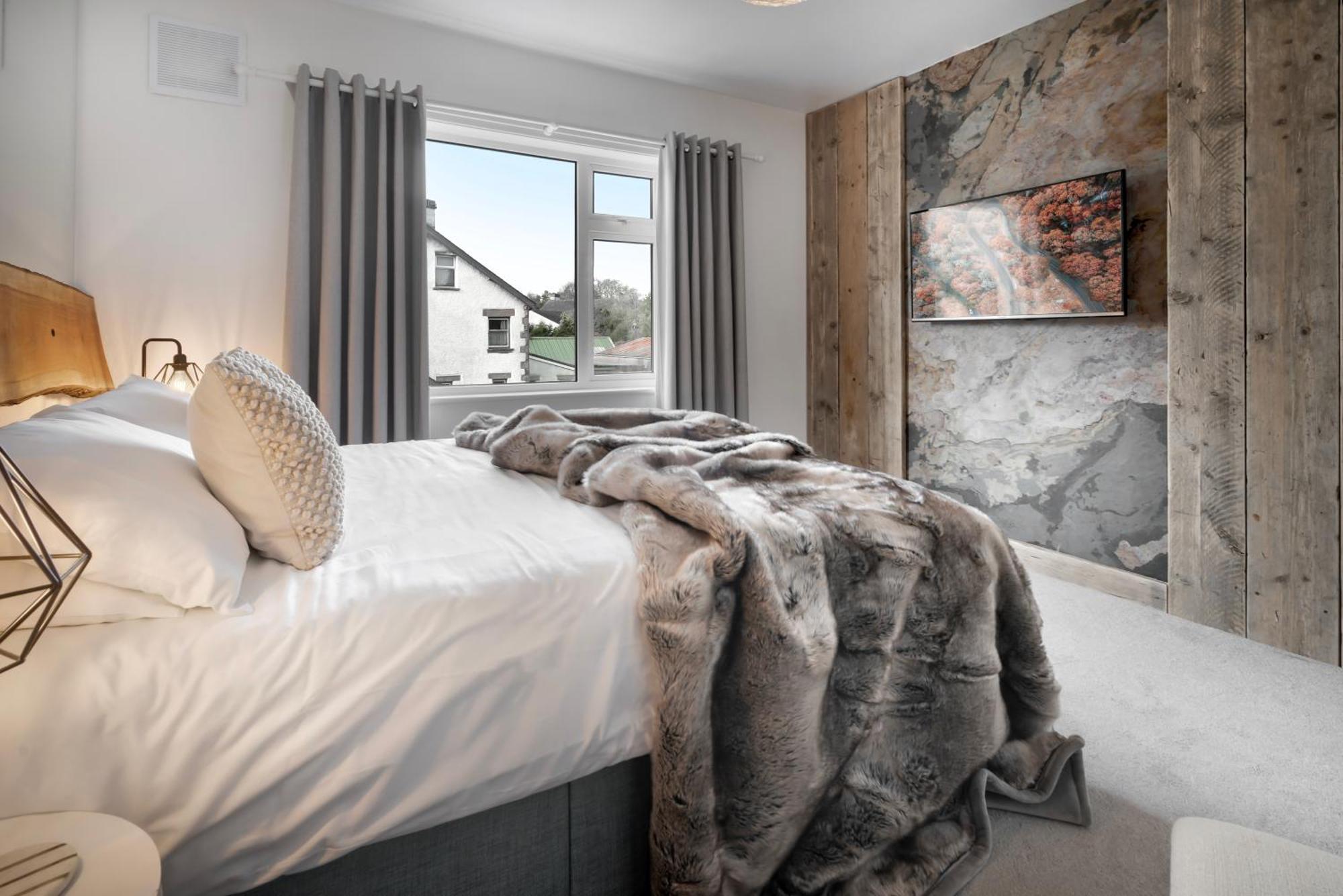 Ellerthwaite Place X3 Bed House With Hot Tub In * Windermere