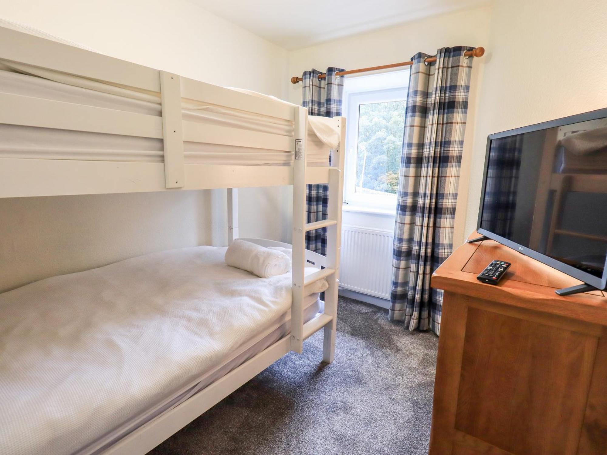 6 Calgarth View