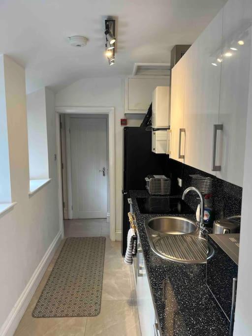 The Mews, Private Parking Included, Windermere