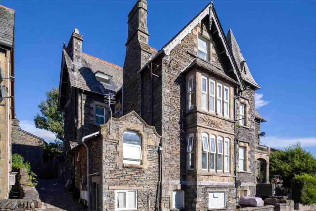 Apartment The Mews, Private Parking Included,