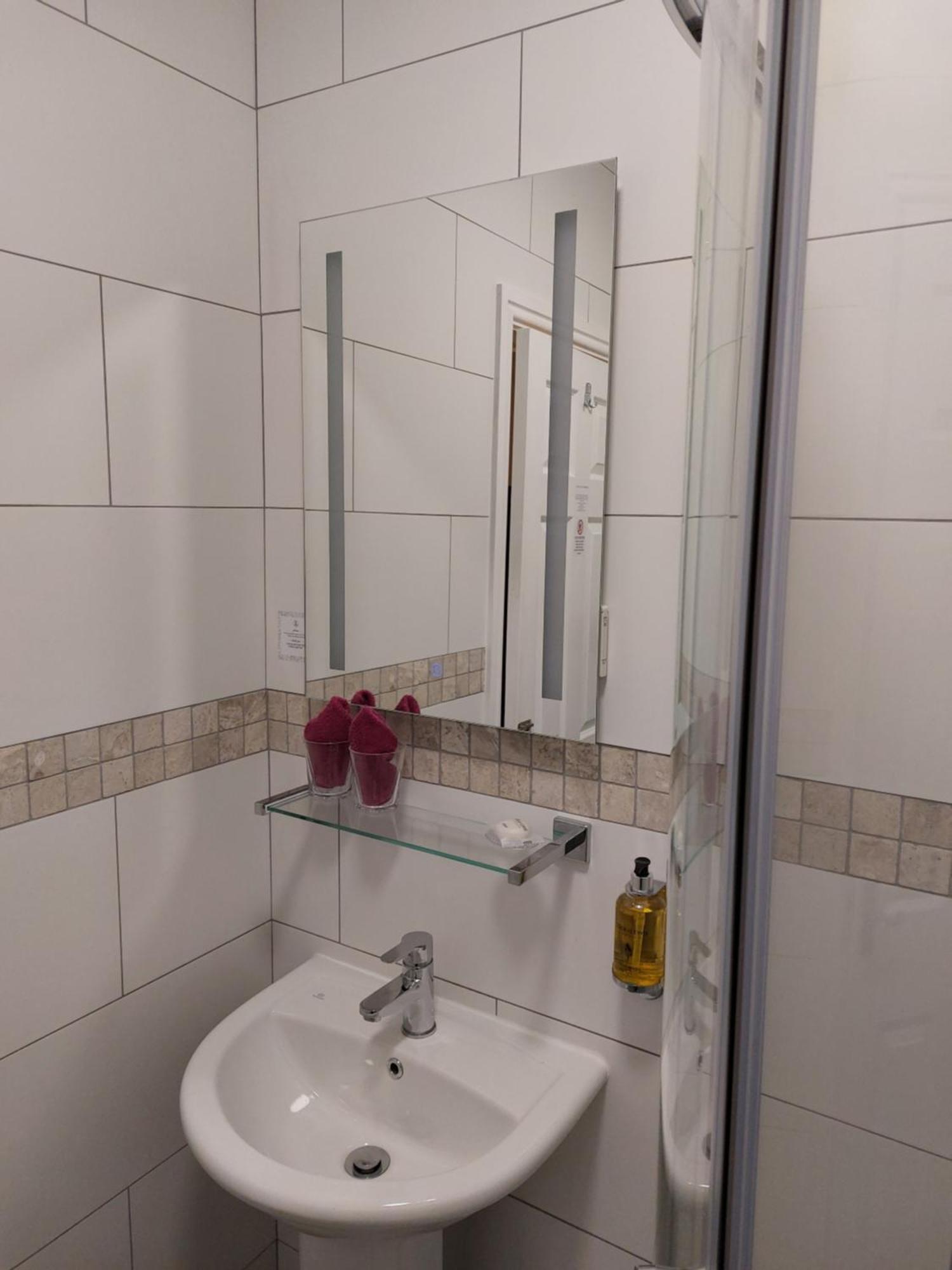1 Park Road 4* Windermere
