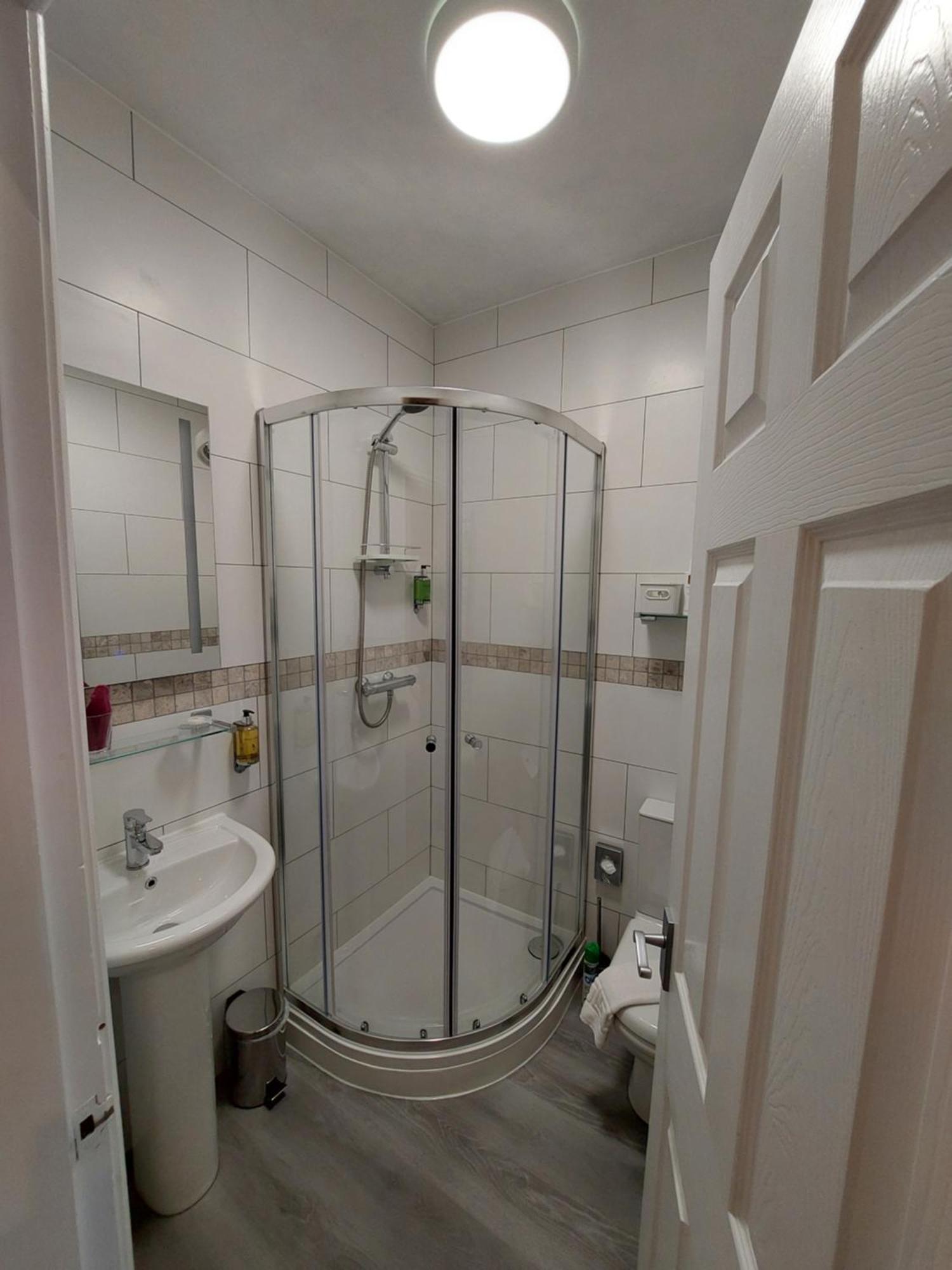 1 Park Road Bed & Breakfast