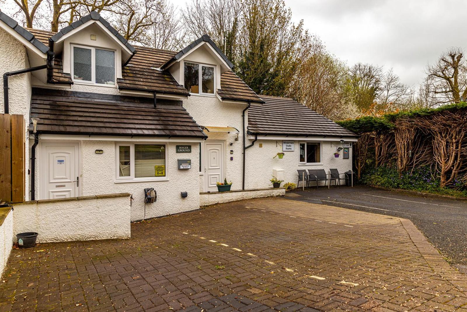 Roger Ground - With Onsite Car Parking 4* Windermere