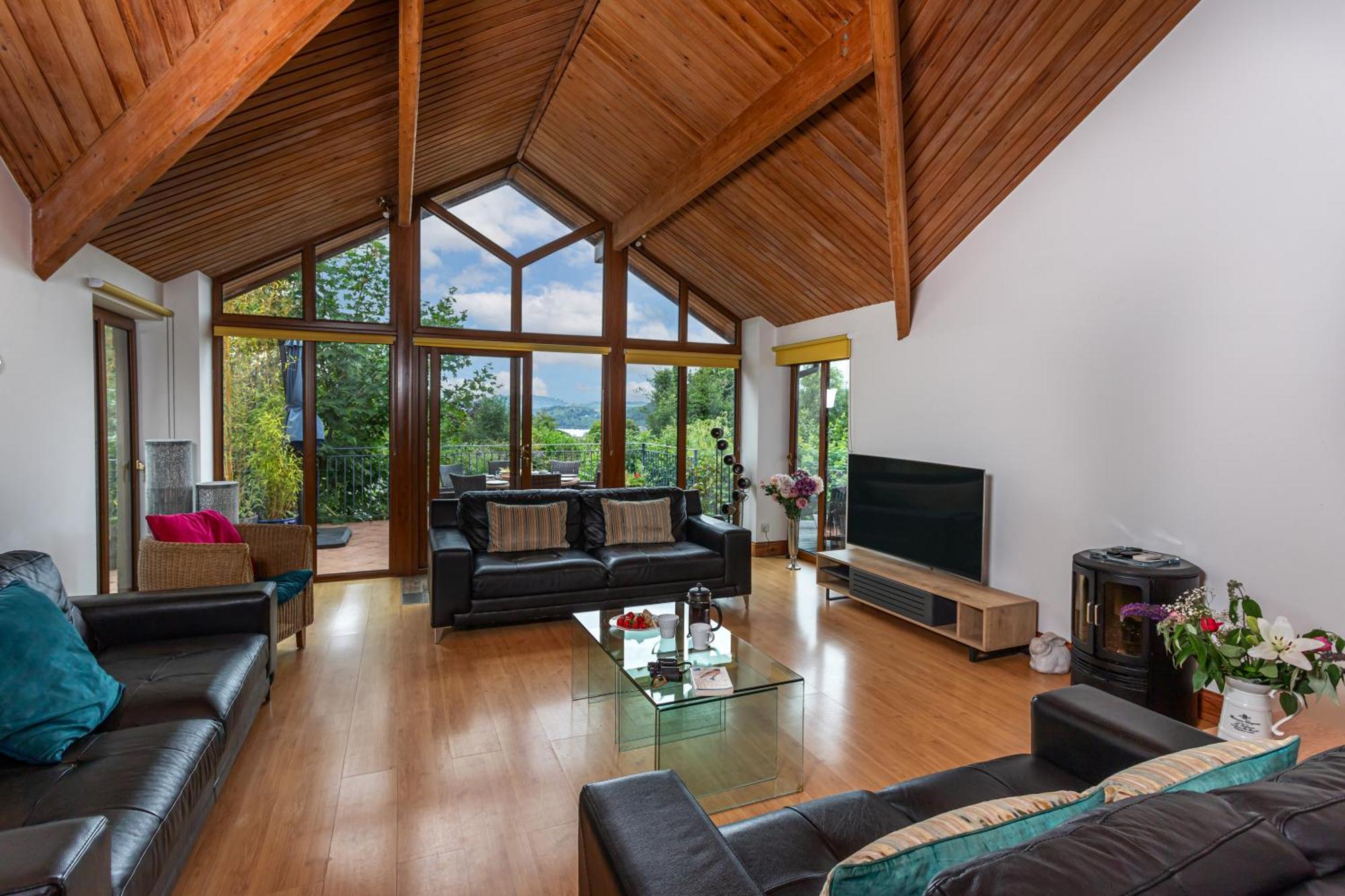 Holiday home View From Within, Bowness - Dog Friendly With Hot Tub Windermere