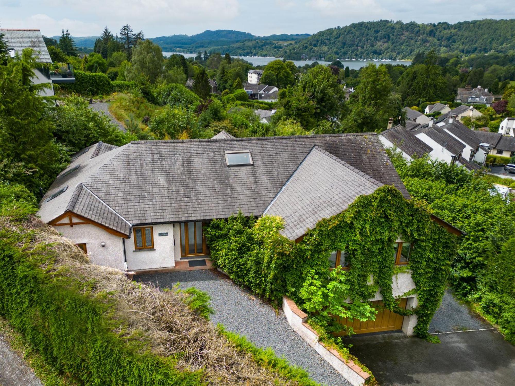 View From Within, Bowness - Dog Friendly With Hot Tub