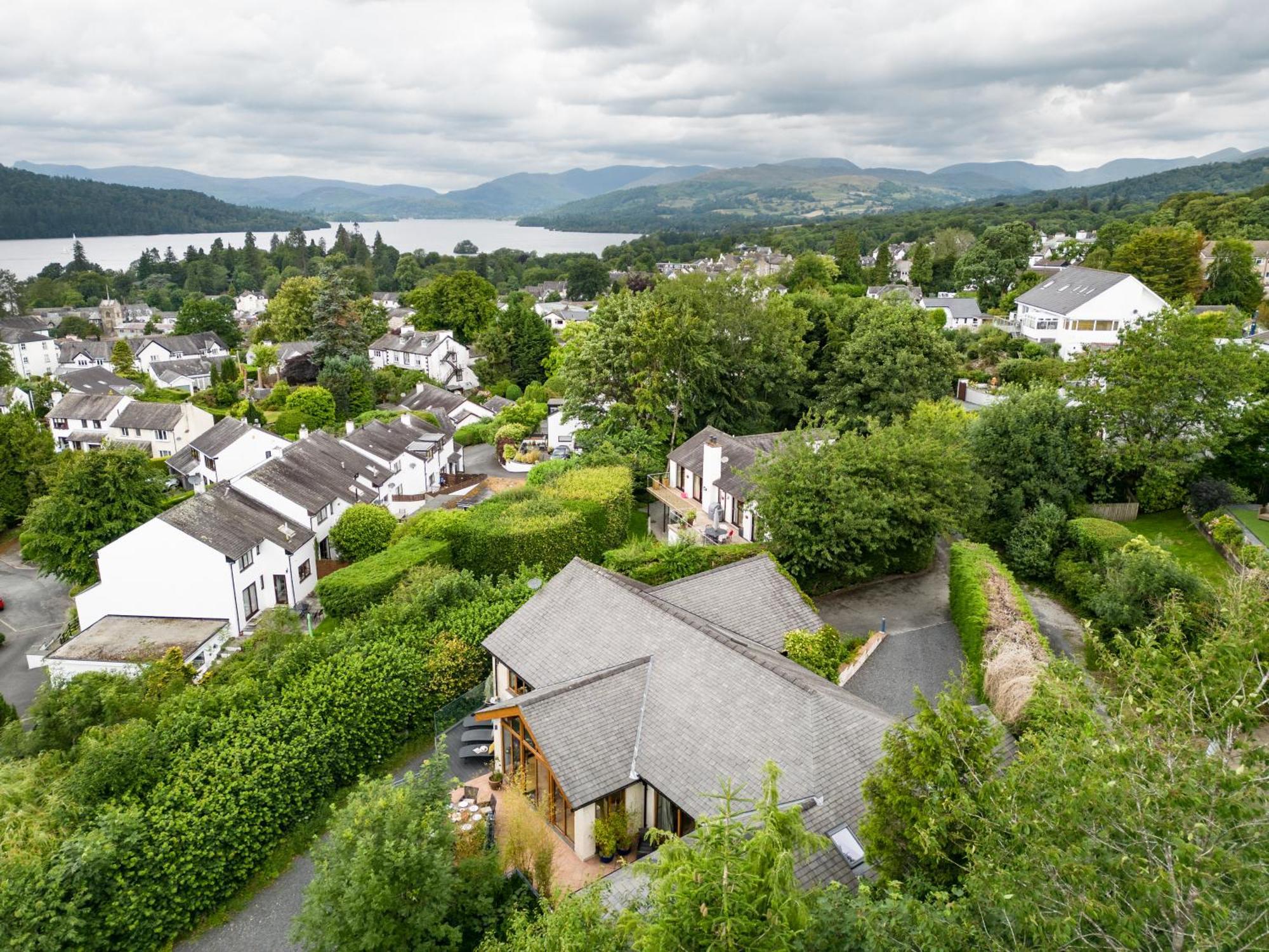 Holiday home View From Within, Bowness - Dog Friendly With Hot Tub Windermere