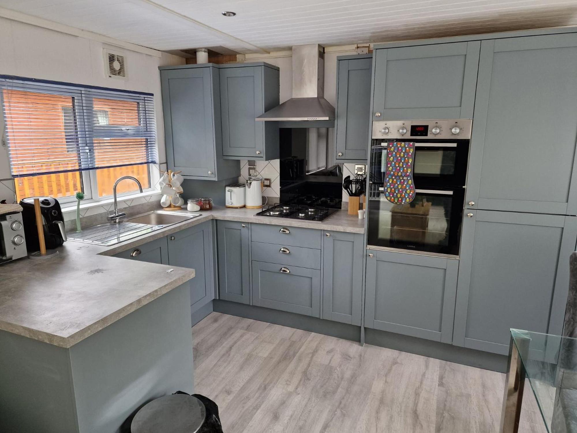 Holiday park Lodge,sleeps 6 Windermere