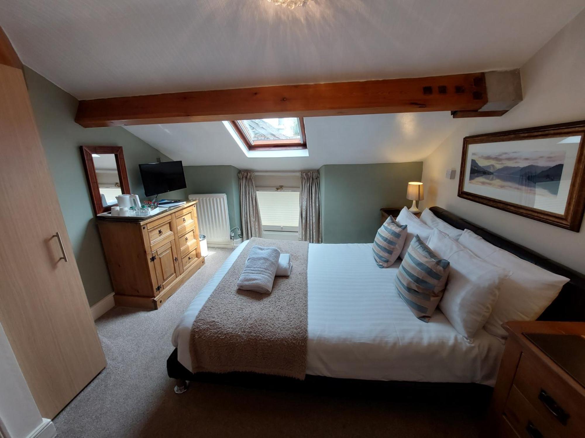 Bed & Breakfast Seasons 4*