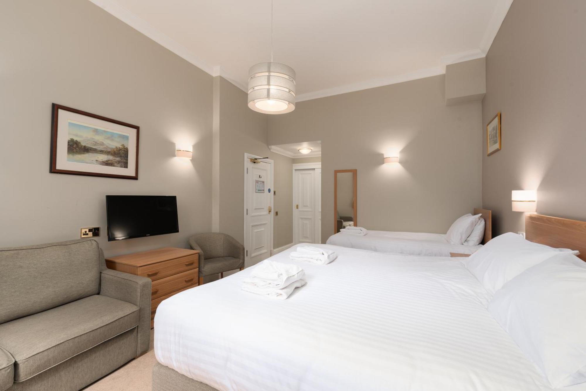 Hotel Manor 3*
