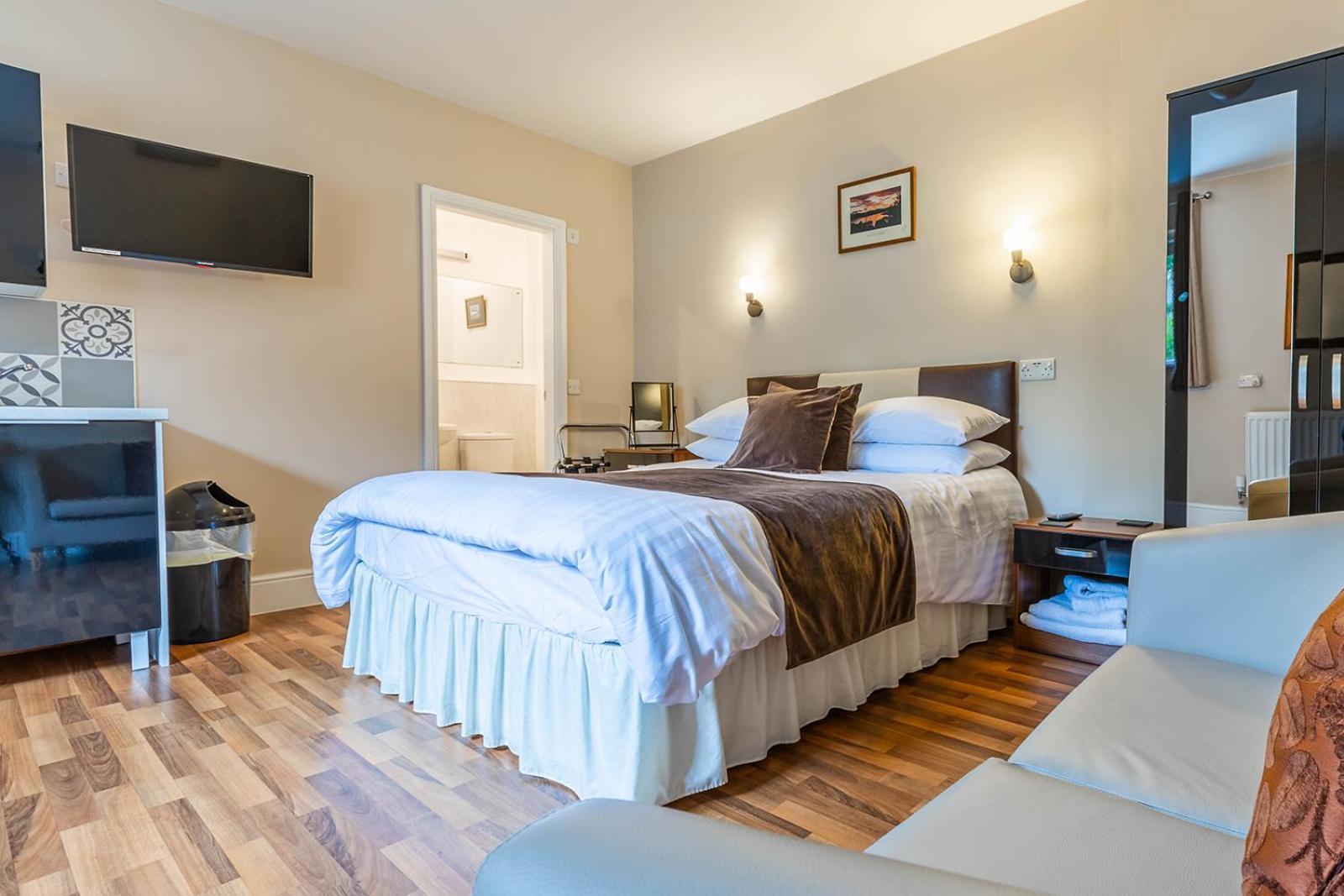 Guest house Roger Ground - With Onsite Car Parking Windermere