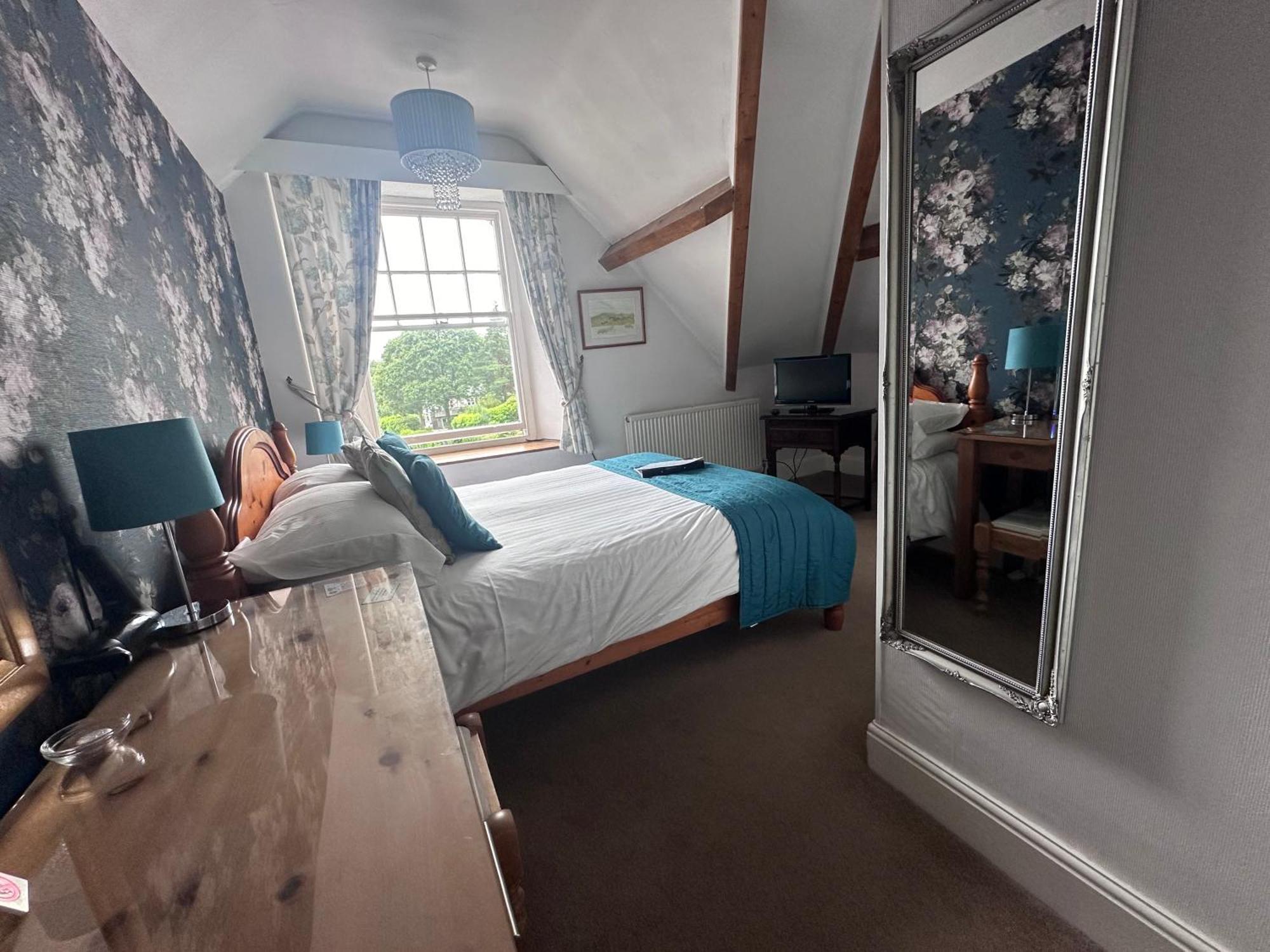 Kirkwood Guest house