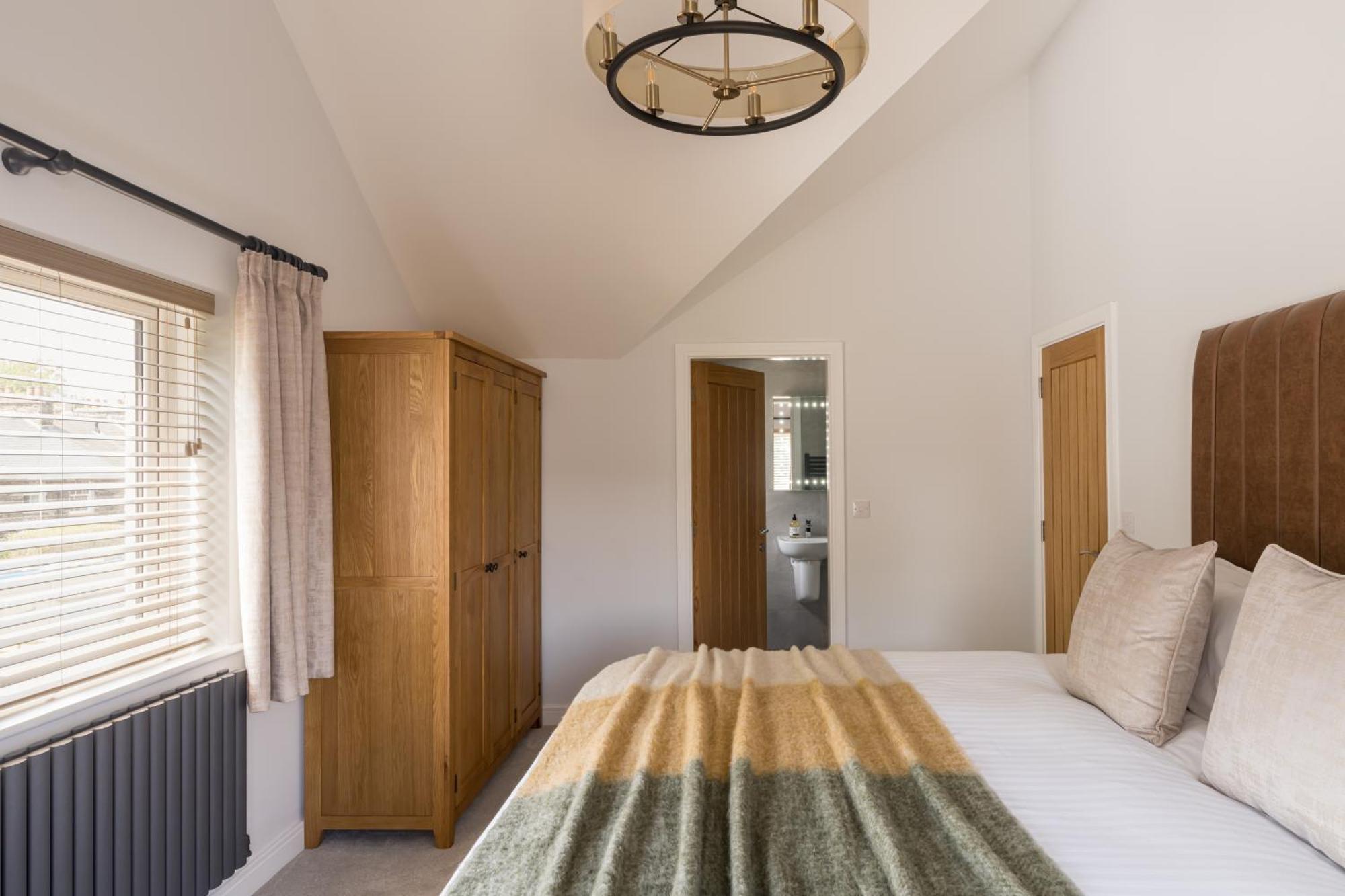 Upper Oak House