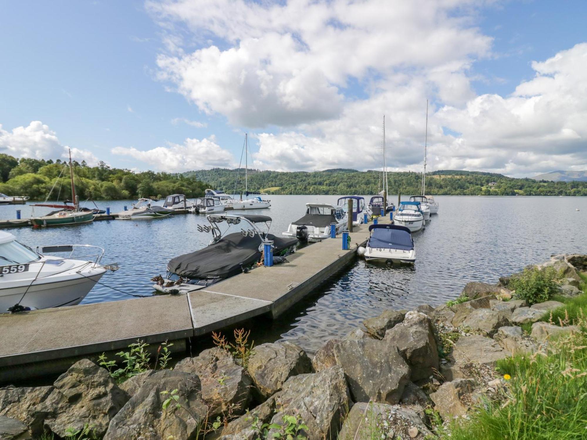 Waterside * Windermere
